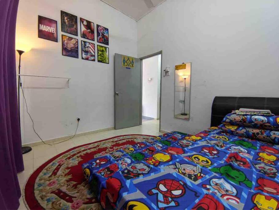 Homestay Delisha Parit Raja Uthm Exterior photo
